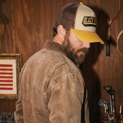 Czapka z daszkiem - Black River Summit Trucker (beżowy/brązowy/żółty)