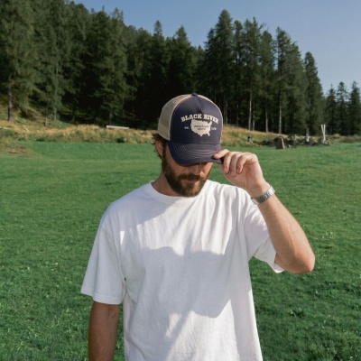 Czapka z daszkiem - Black River America Trucker (granatowy/kremowy)