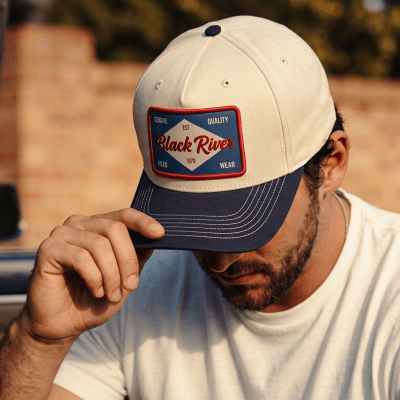 Czapka z daszkiem - Black River Atlanta Cotton Snapback (białawy/granatowy)