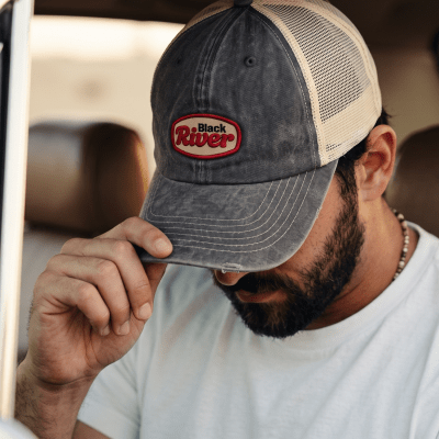 Czapka z daszkiem - Black River Portland Washed Trucker (czarny/kremowy)