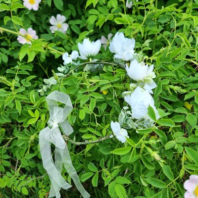 Wieniec kwiatowy - Gårda Liana Flowerband (biały)