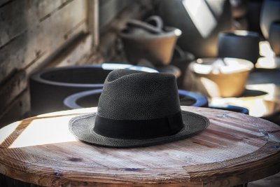 Kapelusze - Gårda Japon Panama (czarny)