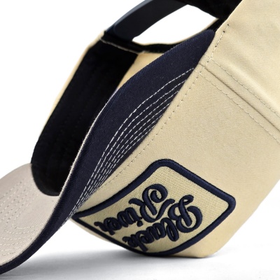 Czapka z daszkiem - Black River Denver Cotton Snapback (kremowy/granatowy)