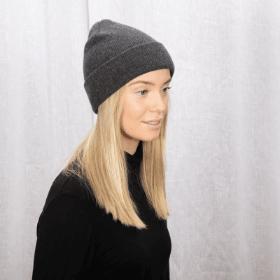Czapki - Sätila Söder Lambswool Beanie (ciemno szary)
